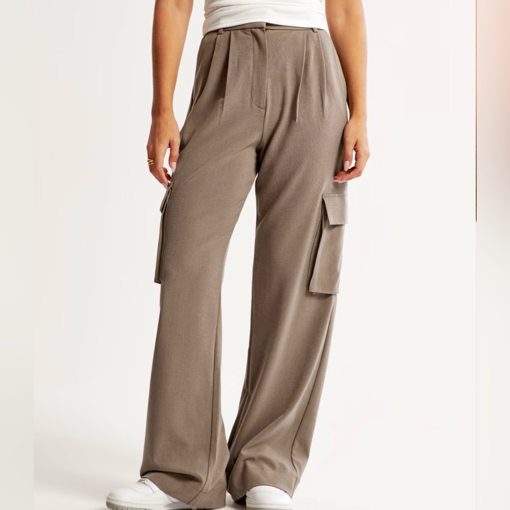 Abercrombie SLOANE Lightweight Tailored Cargo Trousers